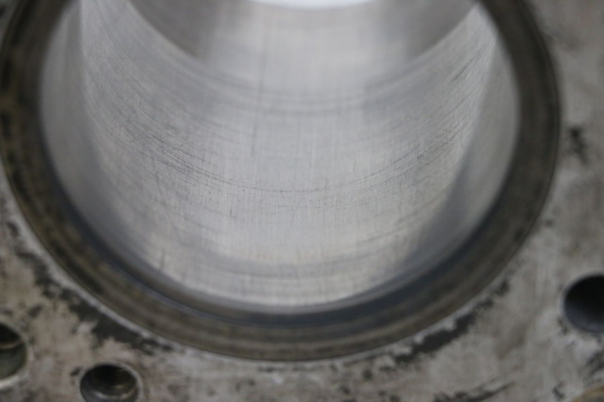 photo de CILINDER ZUIGER HONDA TRX 300 (1988 - 2000) - Zoom op gebruiksstaat