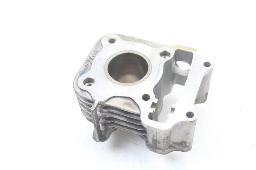 photo de CILINDER ZUIGER PEUGEOT TWEET 4T 50 (2018 - 2022) - Markeringen en referenties