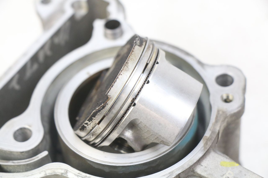 photo de CILINDER ZUIGER PIAGGIO VESPA GTS IGET ABS 125 (2017 - 2023) - Kenmerkende details