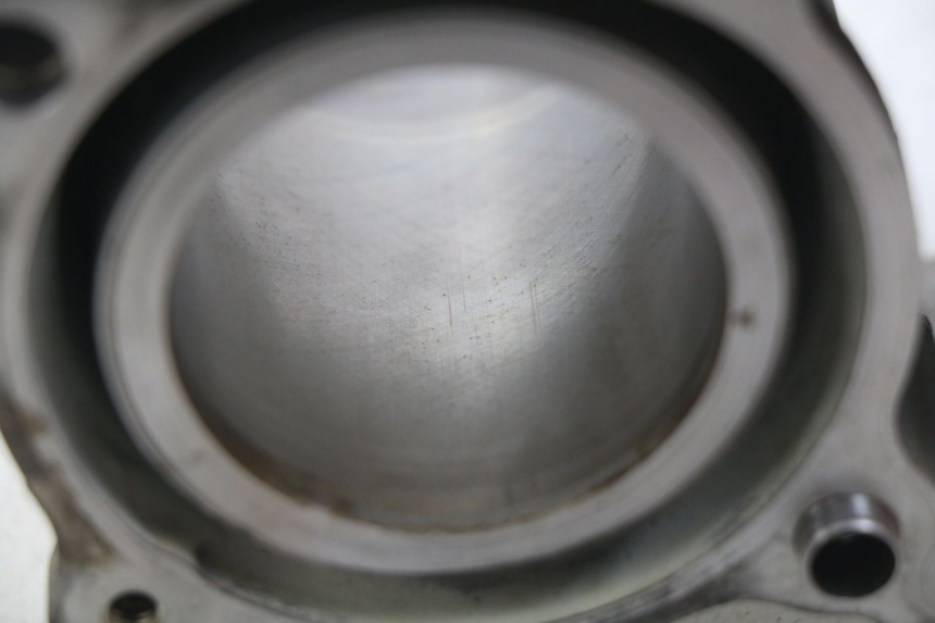 photo de CILINDER ZUIGER PIAGGIO VESPA GTS IGET ABS 125 (2017 - 2023) - Andere kijkhoek