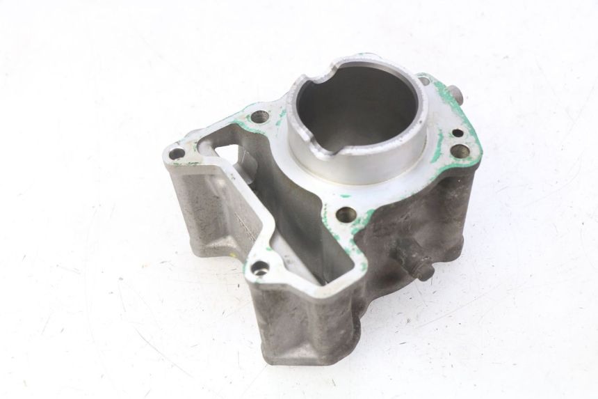 photo de CILINDER ZUIGER PIAGGIO VESPA GTS IGET ABS 125 (2017 - 2023) - Bevestigingspunten