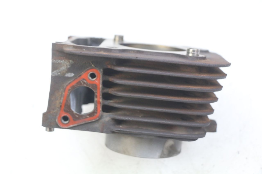 photo de CILINDER ZUIGER PIAGGIO VESPA LXV 125 (2006 - 2009) - Bevestigingspunten