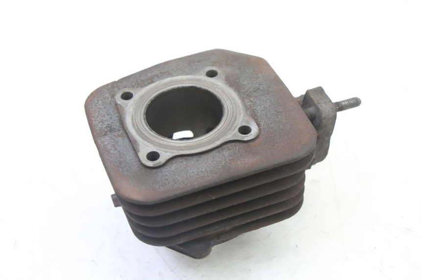 photo de CILINDER ZUIGER PEUGEOT VIVACITY NEW 2T 50 (2008 - 2017) - Bevestigingspunten