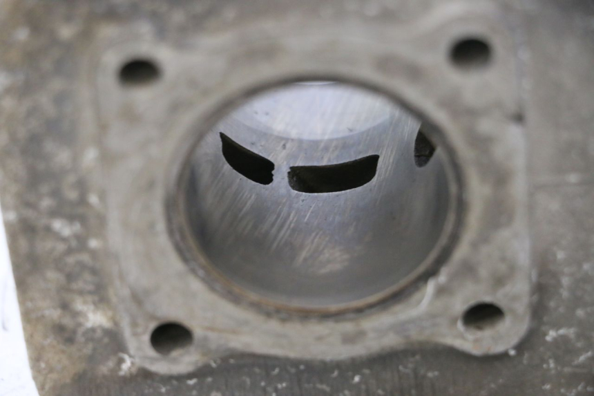 photo de CILINDER ZUIGER PEUGEOT VIVACITY 50 (1998 - 2003) - Staat van het oppervlak