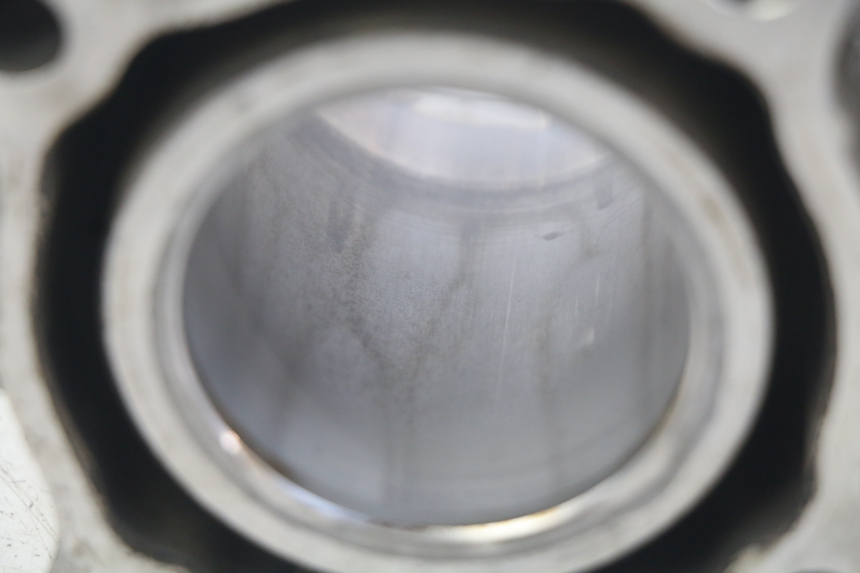 photo de CILINDER ZUIGER YAMAHA XMAX X-MAX 125 (2006 - 2009) - Markeringen en referenties