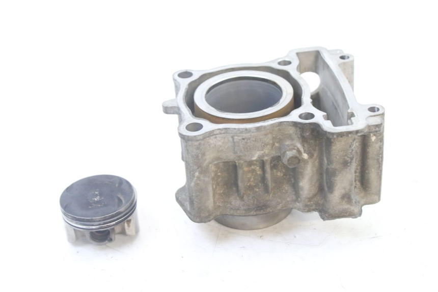 photo de CILINDER ZUIGER YAMAHA X-MAX XMAX 125 (2010 - 2013) - Zoom op gebruiksstaat