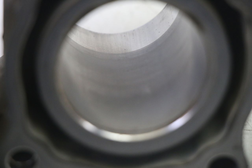 photo de CILINDER ZUIGER YAMAHA X-MAX XMAX 125 (2010 - 2013) - Zoom op componenten