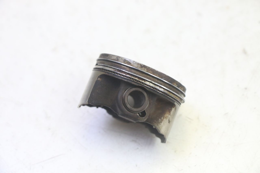 photo de CILINDER ZUIGER YAMAHA X-MAX XMAX 125 (2010 - 2013) - Bevestigingspunten