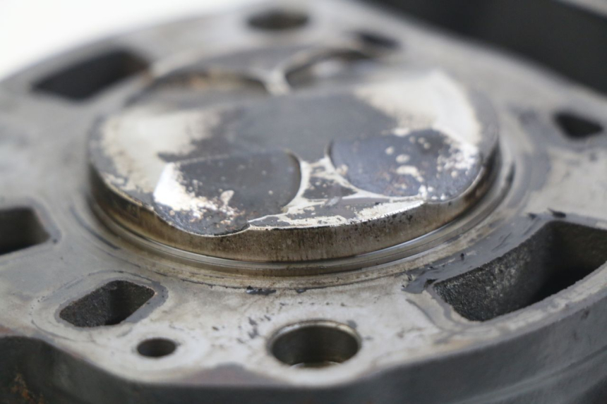 photo de CILINDER ZUIGER PIAGGIO X8 125 (2004 - 2007) - Andere kijkhoek