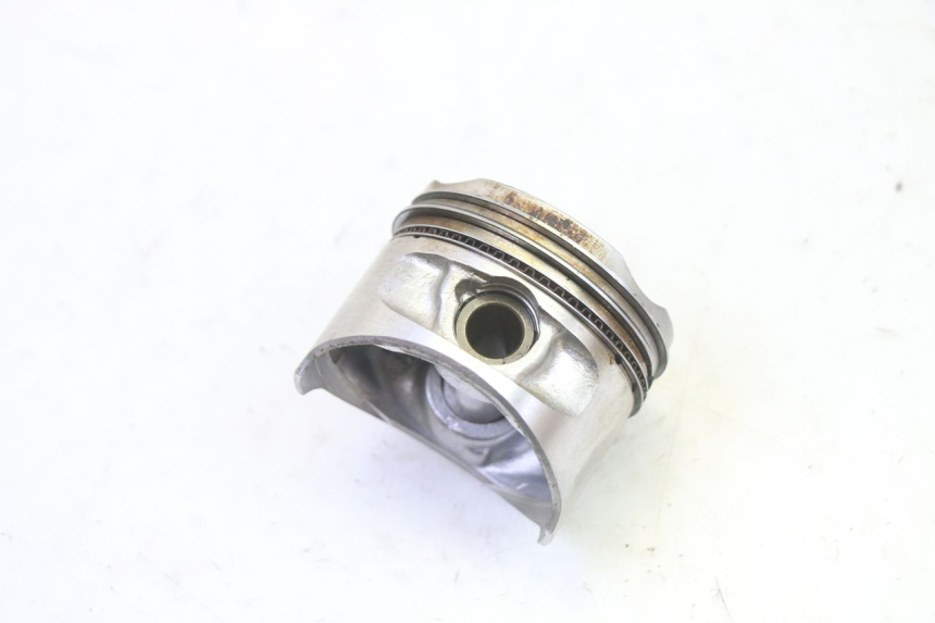 photo de CILINDER ZUIGER PIAGGIO XEVO - X EVO 125 (2007 - 2017) - Focus op structuur