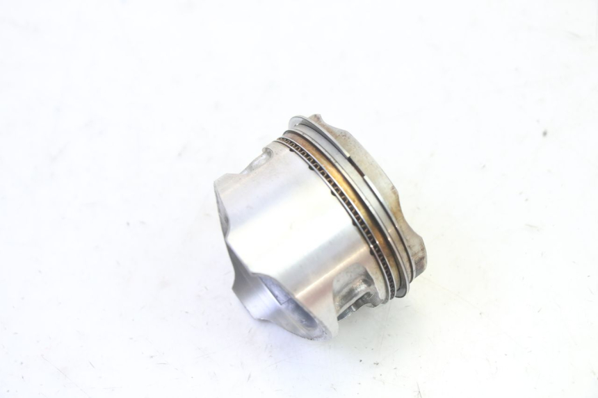 photo de CILINDER ZUIGER PIAGGIO XEVO - X EVO 125 (2007 - 2017) - Alternatieve hoek