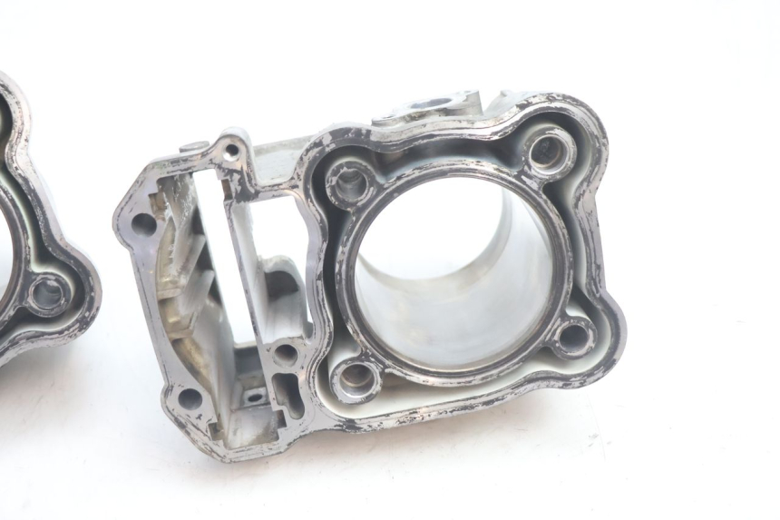 photo de CYLINDER PISTOON HONDA XRV AFRICA TWIN 750 (1990 - 1992) - Zoom op componenten
