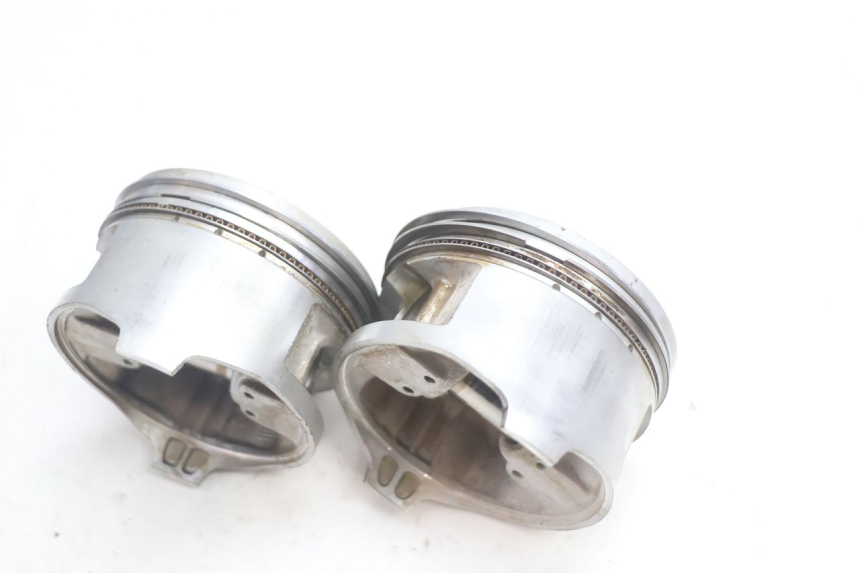 photo de CYLINDER PISTOON HONDA XRV AFRICA TWIN 750 (1990 - 1992) - Hoofdaanzicht