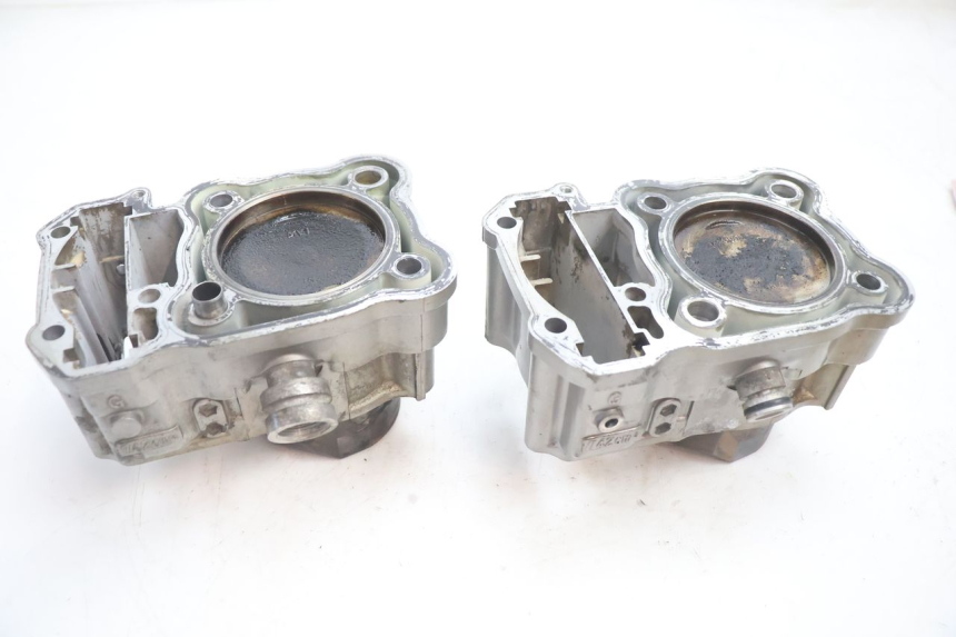 photo de CYLINDER PISTOON HONDA XRV AFRICA TWIN 750 (1990 - 1992) - Overzicht