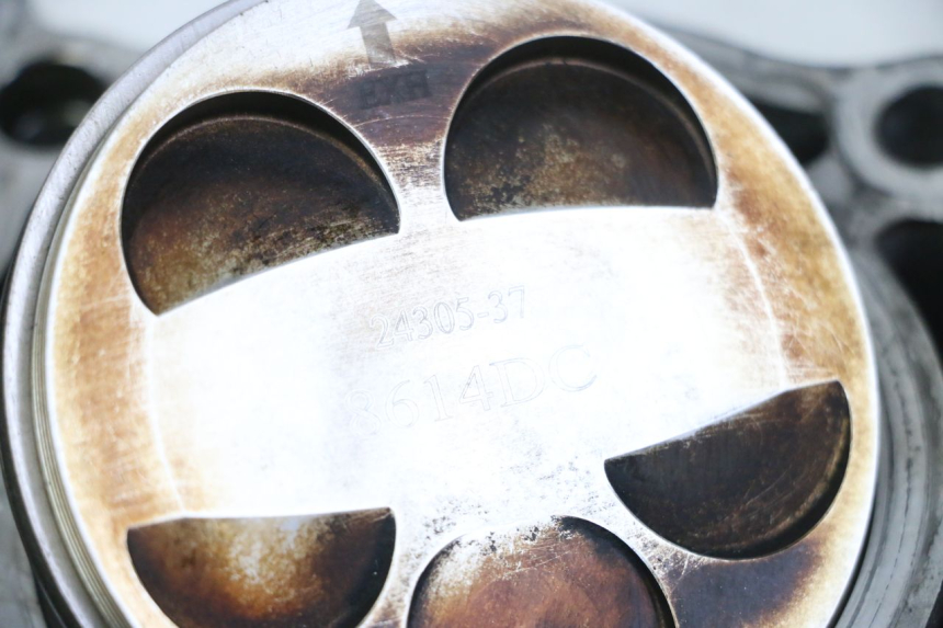 photo de CILINDER ZUIGER YAMAHA YZ-F YZF 250 (2007 - 2013) - Zoom op kwaliteit