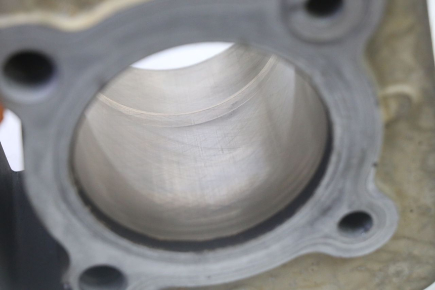 photo de CILINDER ZUIGER YAMAHA YFM R RAPTOR 250 (2008 - 2014) - Visuele inspectie