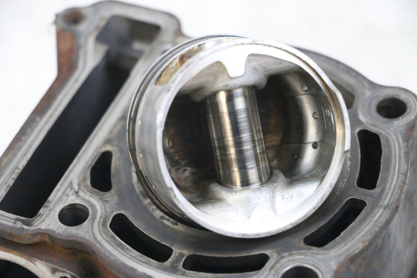 photo de CILINDER ZUIGER YAMAHA YP MAJESTY 125 (2002 - 2006) - Gecontroleerd onderdeel