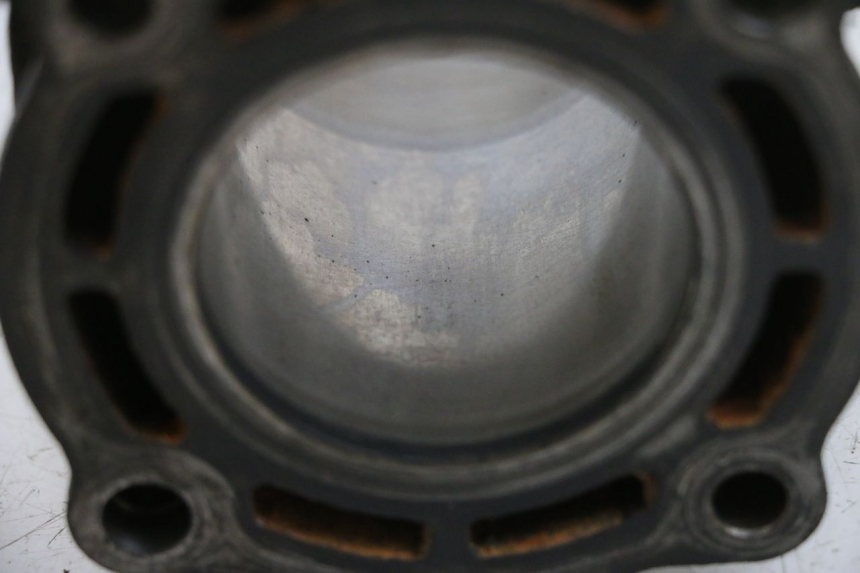 photo de CILINDER ZUIGER YAMAHA YP MAJESTY 125 (2002 - 2006) - Bevestigingspunten