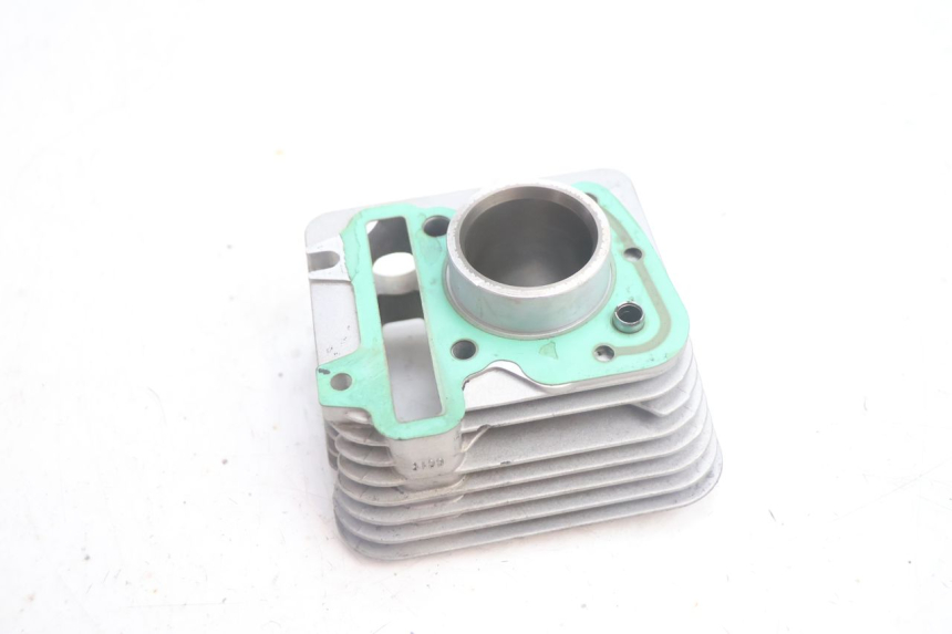 photo de CYLINDER PISTOON PIAGGIO ZIP IGET 4T 50 (2021 - 2023) - Detailaanzicht