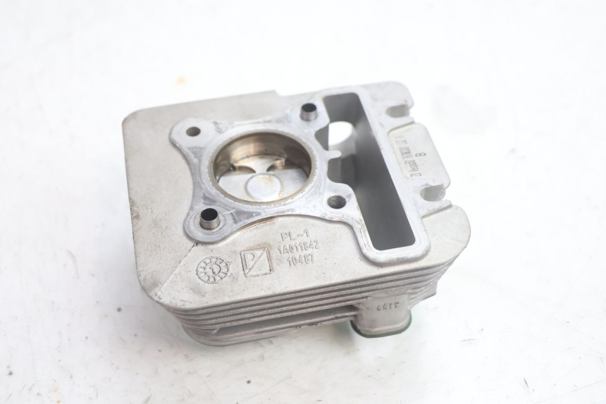 photo de CYLINDER PISTOON PIAGGIO ZIP IGET 4T 50 (2021 - 2023) - Andere kijkhoek