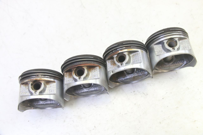 photo de CILINDER ZUIGER KAWASAKI ZR 7 750 (1999 - 2004) - Profielaanzicht