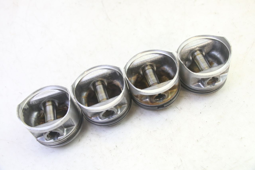 photo de CILINDER ZUIGER KAWASAKI ZR 7 750 (1999 - 2004) - Hoofdaanzicht