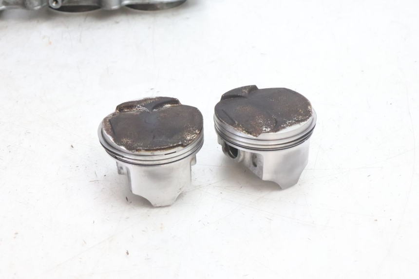 photo de CYLINDER PISTOON KAWASAKI ZZR 600 (1995 - 2004) - Zoom op kwaliteit