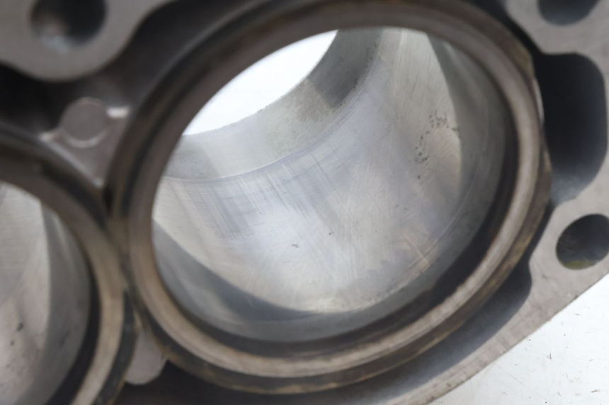 photo de CYLINDER PISTOON KAWASAKI ZZR 600 (1995 - 2004) - Detailaanzicht