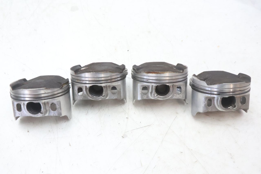 photo de CYLINDER PISTOON KAWASAKI ZZR 600 (1995 - 2004) - Staat van het oppervlak