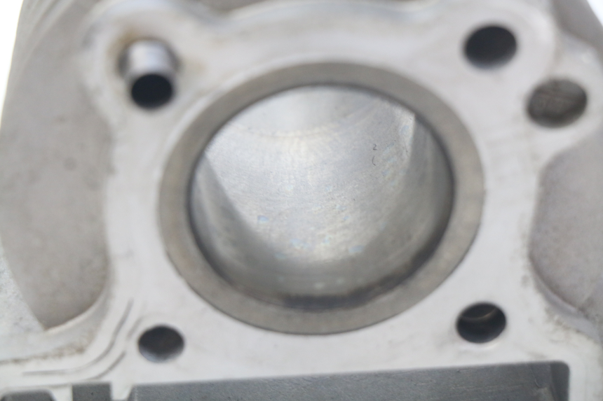 photo de CILINDER TNT MOTOR ROMA 10' 4T 50 (2007 - 2018) - Staat van het oppervlak