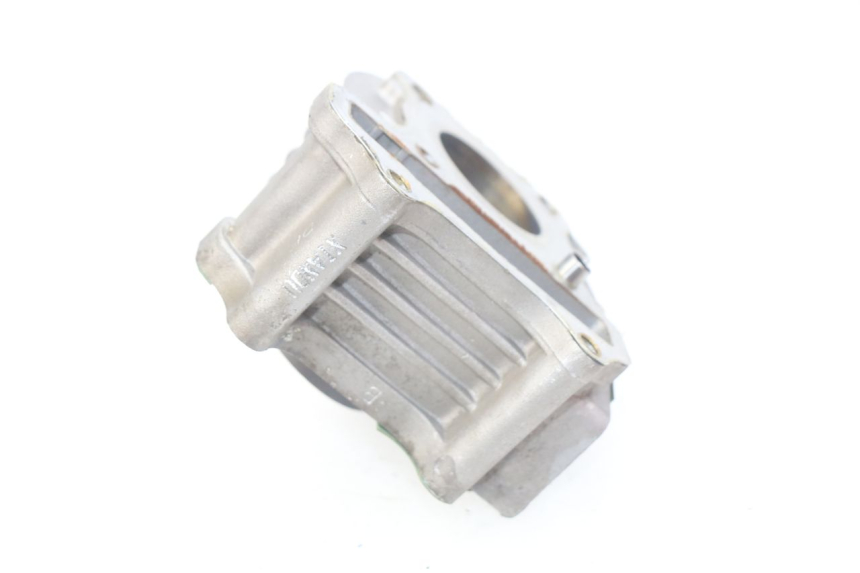 photo de CILINDER PEUGEOT STREETZONE 4T 50 (2018 - 2023) - Bevestigingspunten