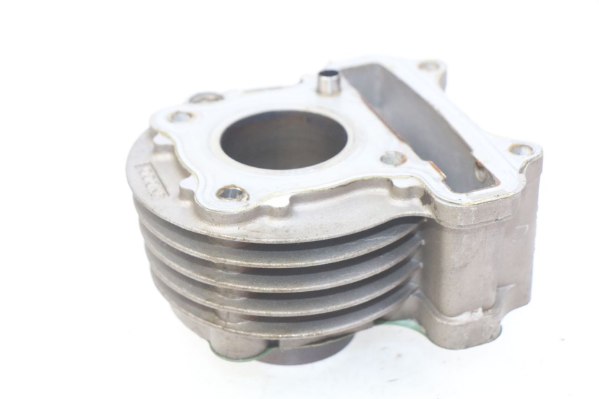 photo de CILINDER PEUGEOT STREETZONE 4T 50 (2018 - 2023) - Staat van het oppervlak