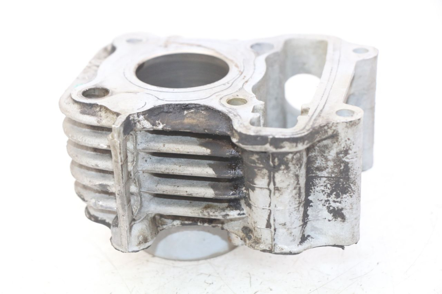 photo de CILINDER PEUGEOT VIVACITY NEW 4T 50 (2008 - 2017) - Detail van het onderdeel