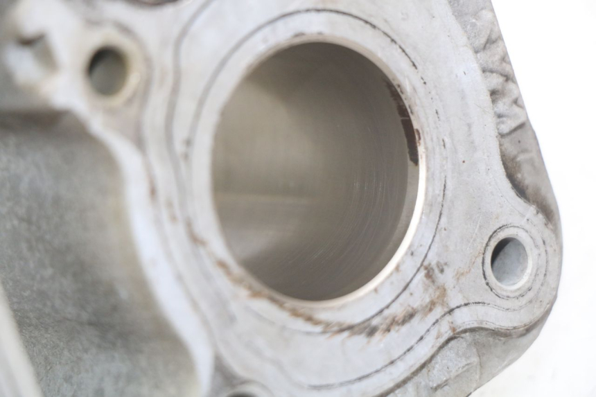 photo de CILINDER PEUGEOT VIVACITY NEW 4T 50 (2008 - 2017) - Bevestigingspunten