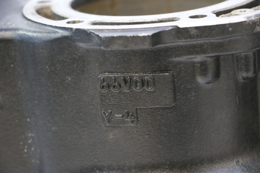 photo de CYLINDER YAMAHA WAVE RUNNER GP R 1200 (2000 - 2003) - Andere kijkhoek