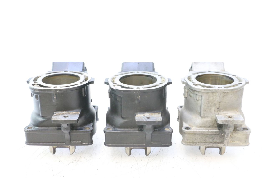 photo de CYLINDER YAMAHA WAVE RUNNER GP R 1200 (2000 - 2003) - Overzicht