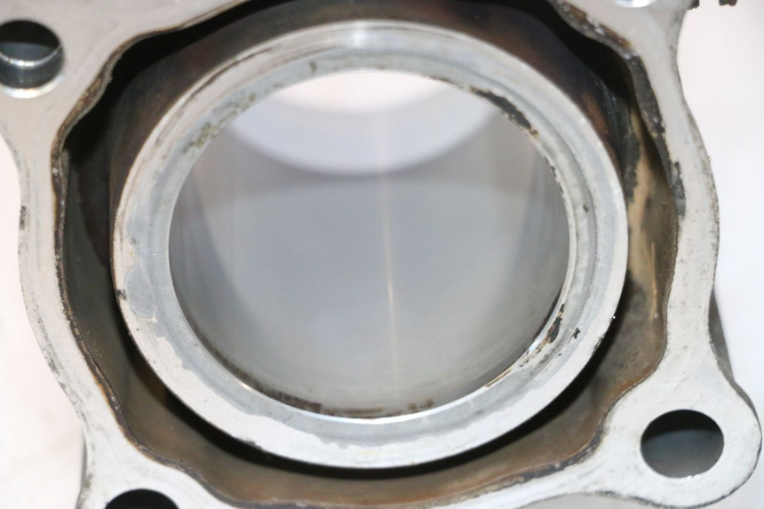 photo de CYLINDER YAMAHA XMAX X-MAX 125 (2006 - 2009) - Zoom op gebruiksstaat