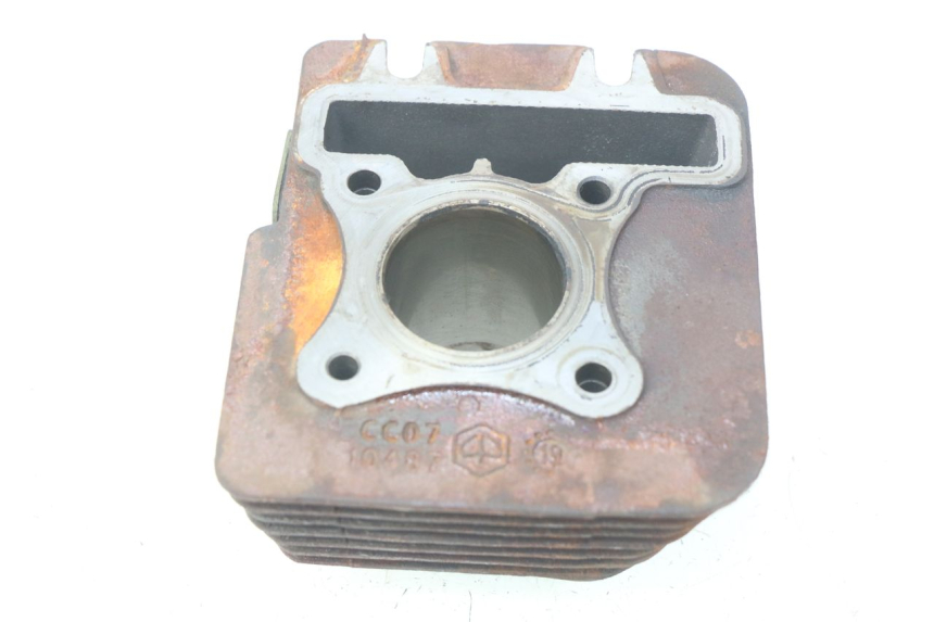 photo de CILINDER PIAGGIO ZIP 4T 50 (2018 - 2020) - Bevestigingspunten