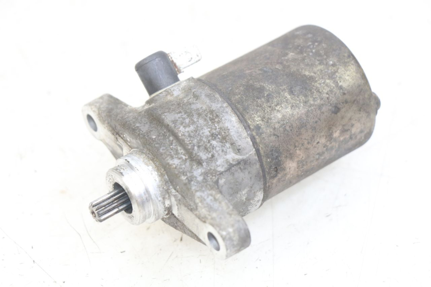 photo de STARTMOTOR KYMCO AGILITY 16+ 4T 50 (2018 - 2023) - Hoofdaanzicht