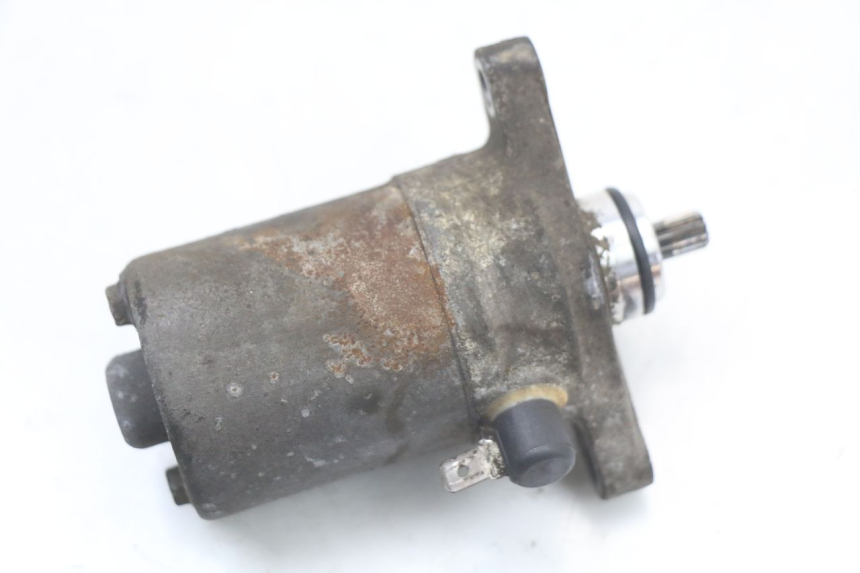 photo de STARTMOTOR KYMCO AGILITY 4T 50 (2018 - 2022) - Zoom op gebruiksstaat