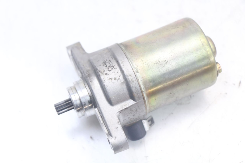 photo de STARTMOTOR KYMCO AGILITY 4T 50 (2018 - 2022) - Zoom op gebruiksstaat