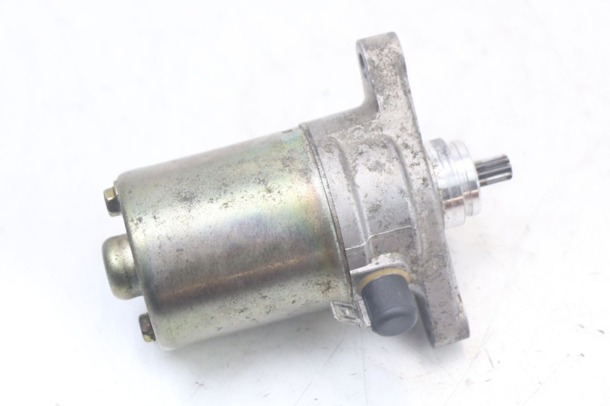 photo de STARTMOTOR KYMCO AGILITY 4T 50 (2018 - 2022) - Andere kijkhoek