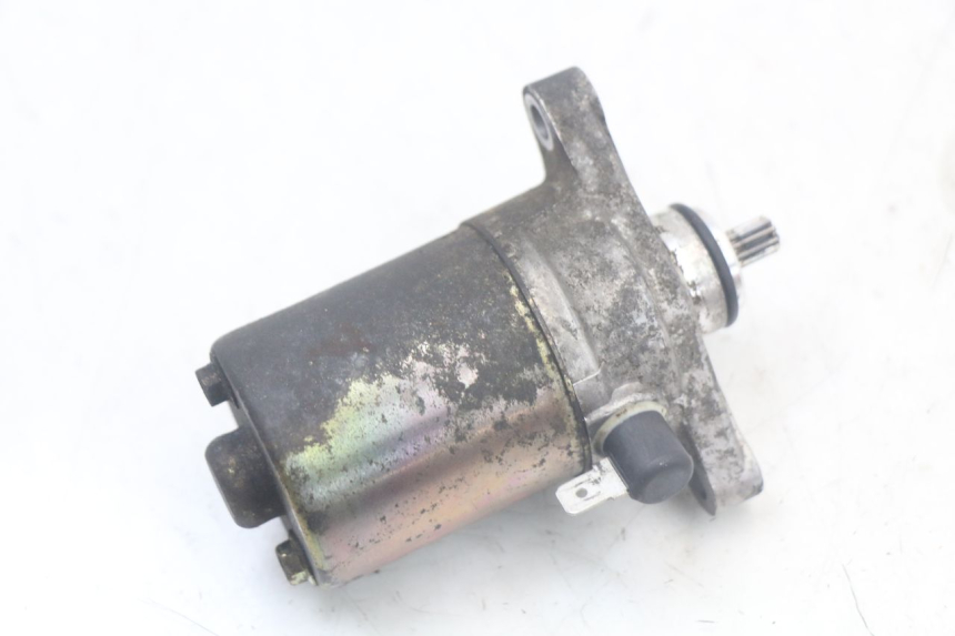 photo de STARTMOTOR KYMCO AGILITY 4T 50 (2018 - 2022) - Andere kijkhoek