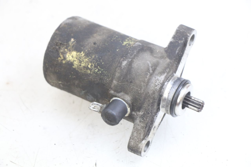 photo de STARTMOTOR KYMCO AGILITY NAKED RENOUVO 2T 50 (2011 - 2018) - Hoofdaanzicht