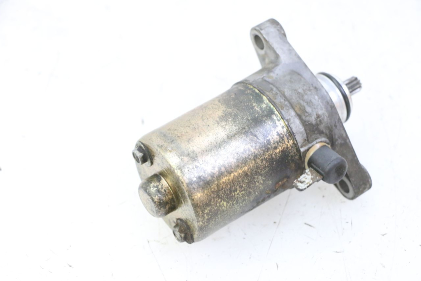 photo de STARTMOTOR KYMCO AGILITY NAKED RENOUVO 2T 50 (2011 - 2018) - Zoom op gebruiksstaat