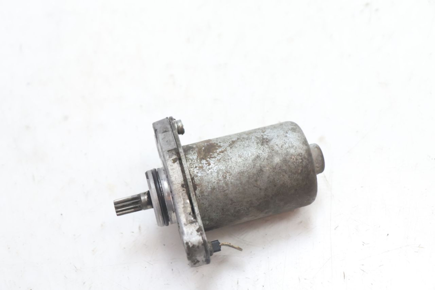 photo de STARTMOTOR MBK BOOSTER SPIRIT 50 (1999 - 2003) - Zoom op gebruiksstaat