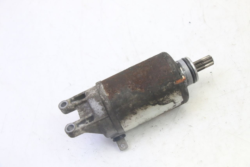 photo de STARTMOTOR SUZUKI BURGMAN 125 (2007 - 2014) - Bevestigingspunten