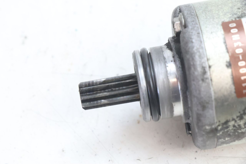 photo de STARTMOTOR SUZUKI BURGMAN 125 (2007 - 2014) - Detail van het onderdeel