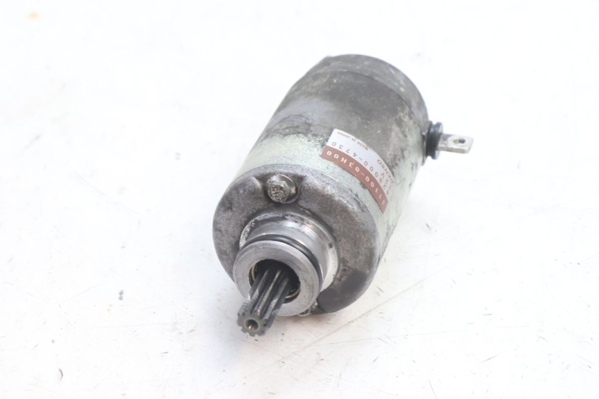 photo de STARTMOTOR SUZUKI BURGMAN 125 (2007 - 2014) - Bevestigingspunten