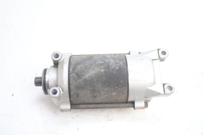photo de STARTMOTOR HONDA CB TWO FIFTY 250 (1991 - 2002) - Bevestigingspunten